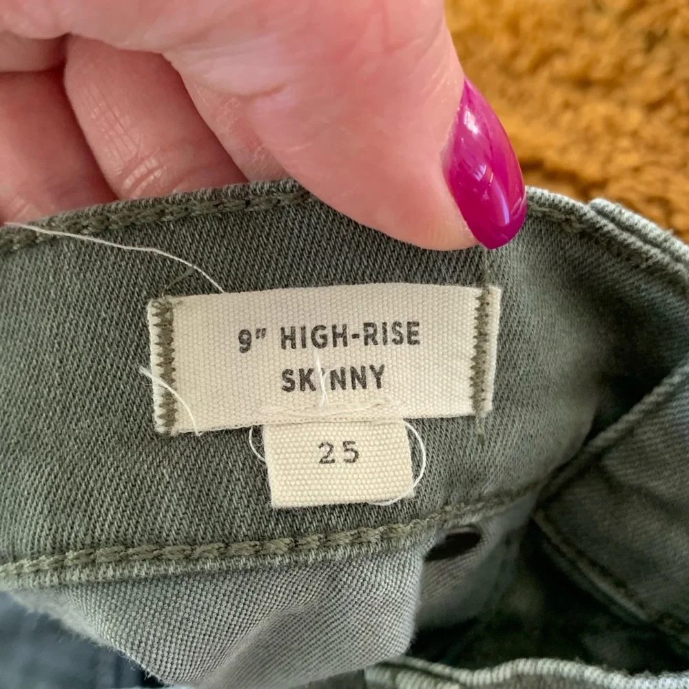 Madewell 9” High Rise Skinny Pants Olive - Picture 13 of 15